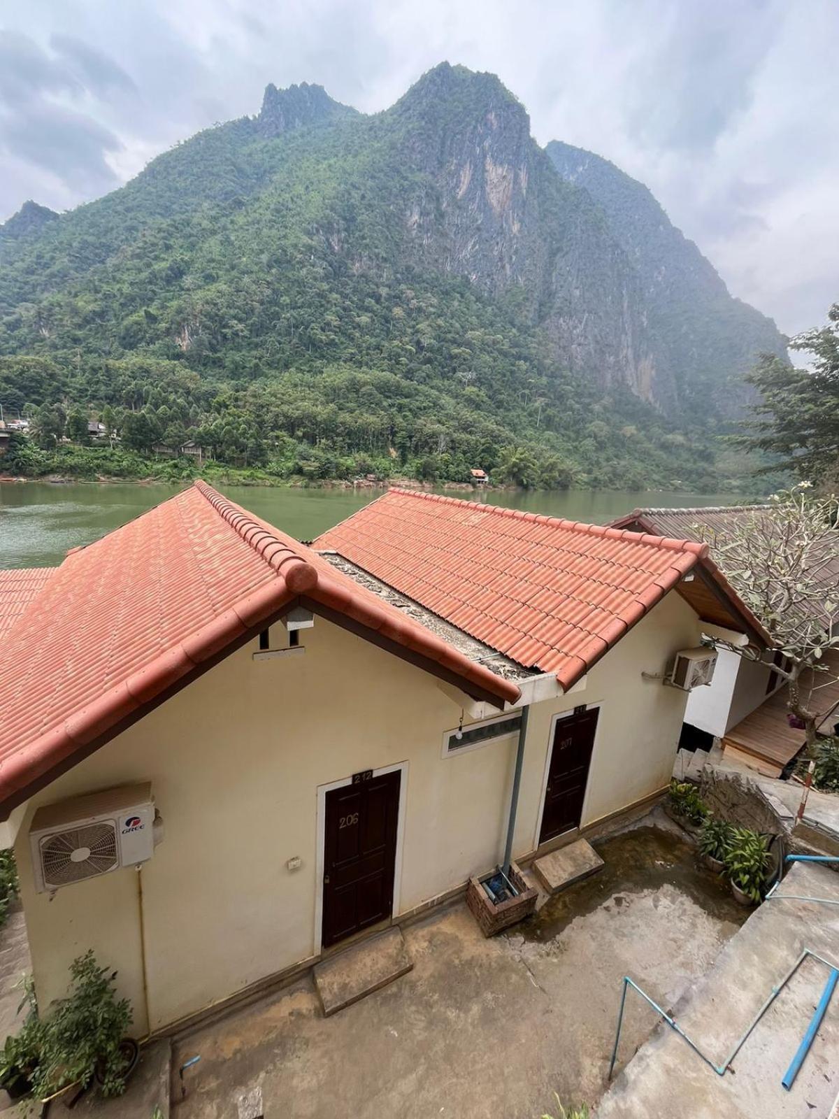 Cam U View Bungalow Hotel Nongkhiaw Eksteriør billede