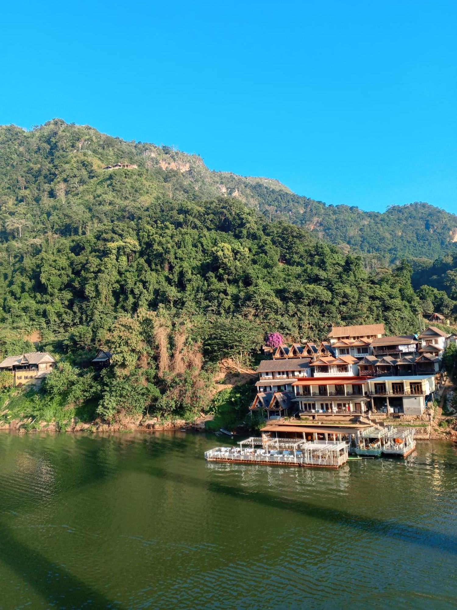 Cam U View Bungalow Hotel Nongkhiaw Eksteriør billede
