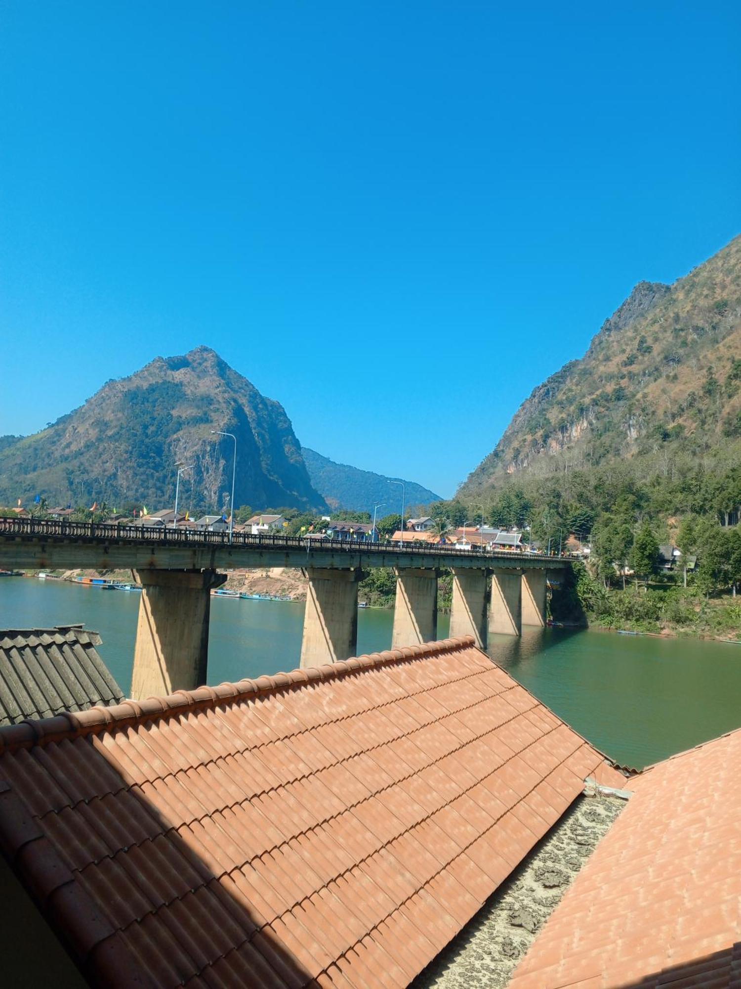 Cam U View Bungalow Hotel Nongkhiaw Eksteriør billede